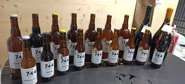 Brasserie 744